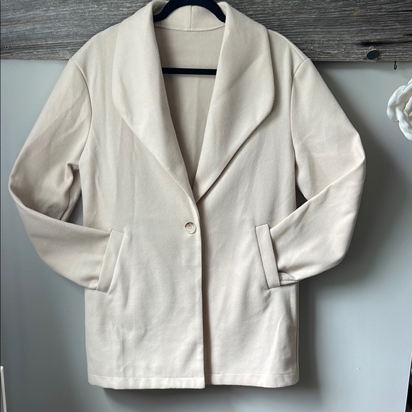 SHEIN Jackets & Blazers - SHEIN Cream Women's Blazer